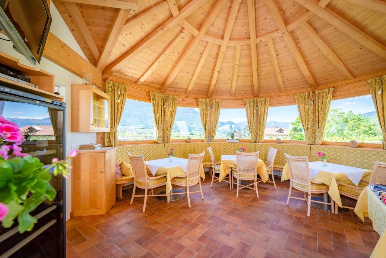 Haus Oberhofer Bed & Breakfast Cornaiano Ngoại thất bức ảnh
